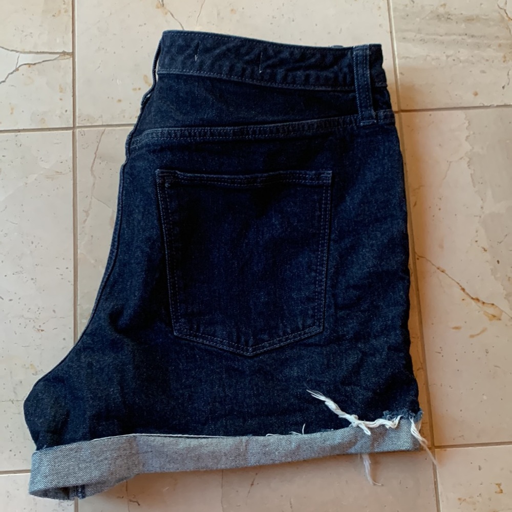 Universal Thread cutoff cuffed shorts - Picture 5 of 6